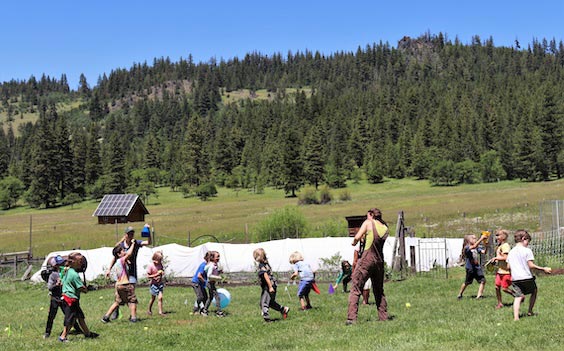 children playing at Nature Day Camp at The Crest at Willow-Witt Ranch in Southern Oregon